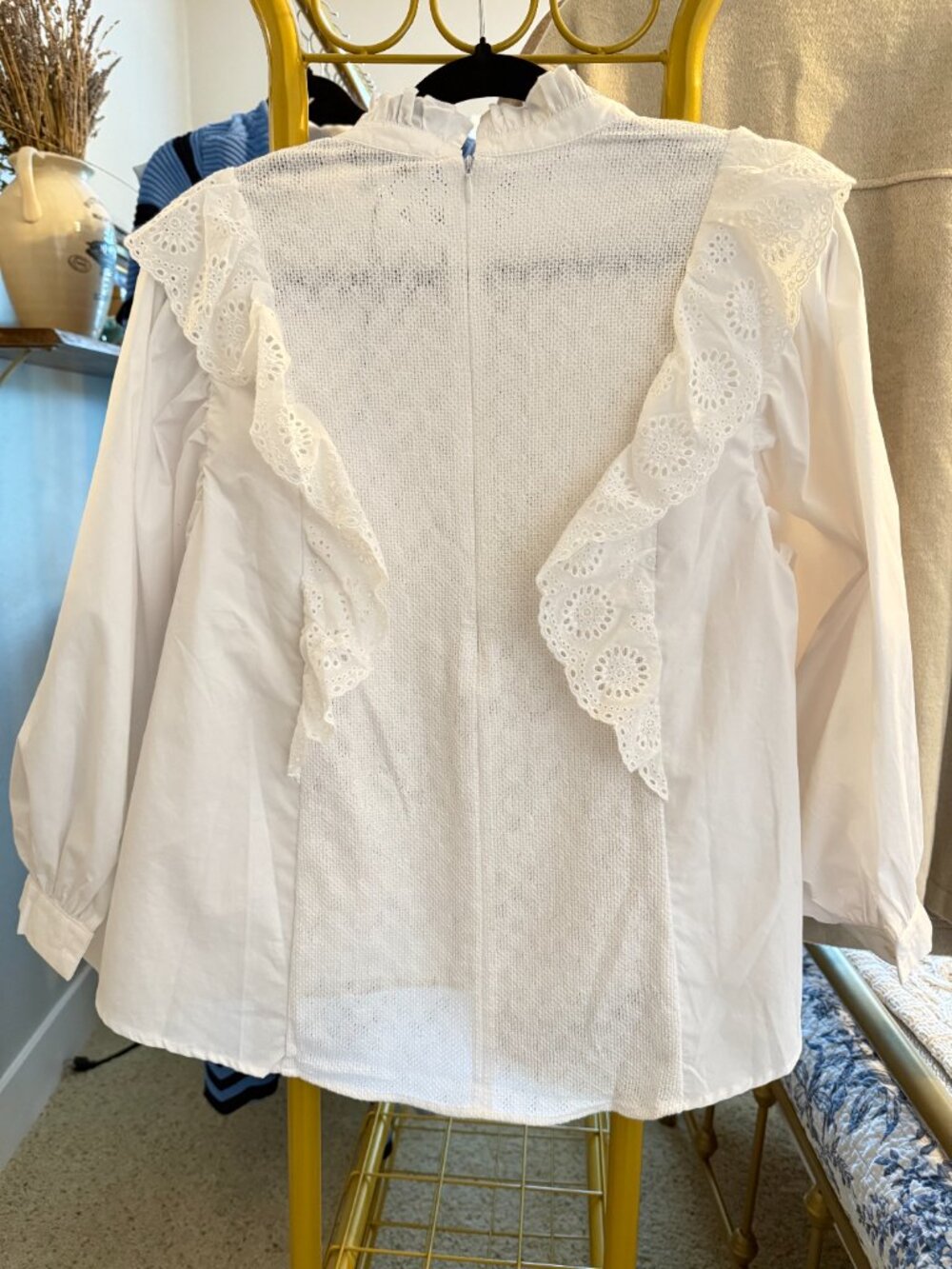 Endless Rose White Eyelet Ruffle Mixed Media Blouse Size M NWT Romantic - Picture 6 of 9